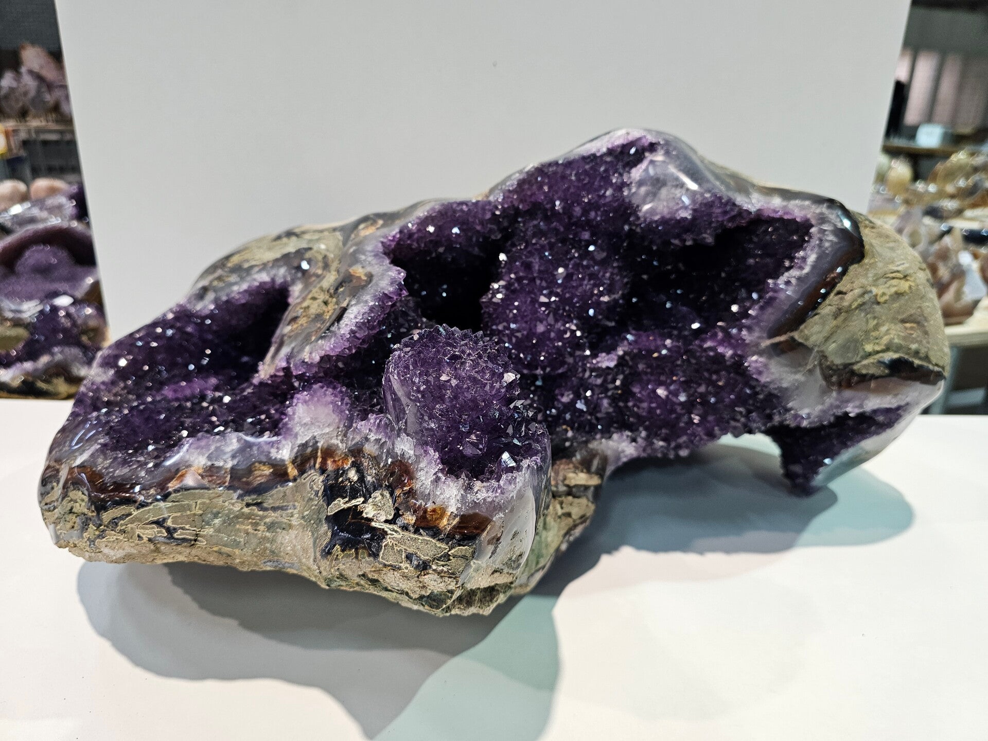 Uruguay Amethist Geode WBA352
