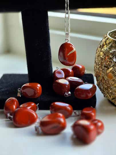 Rode Jaspis Ketting Hanger