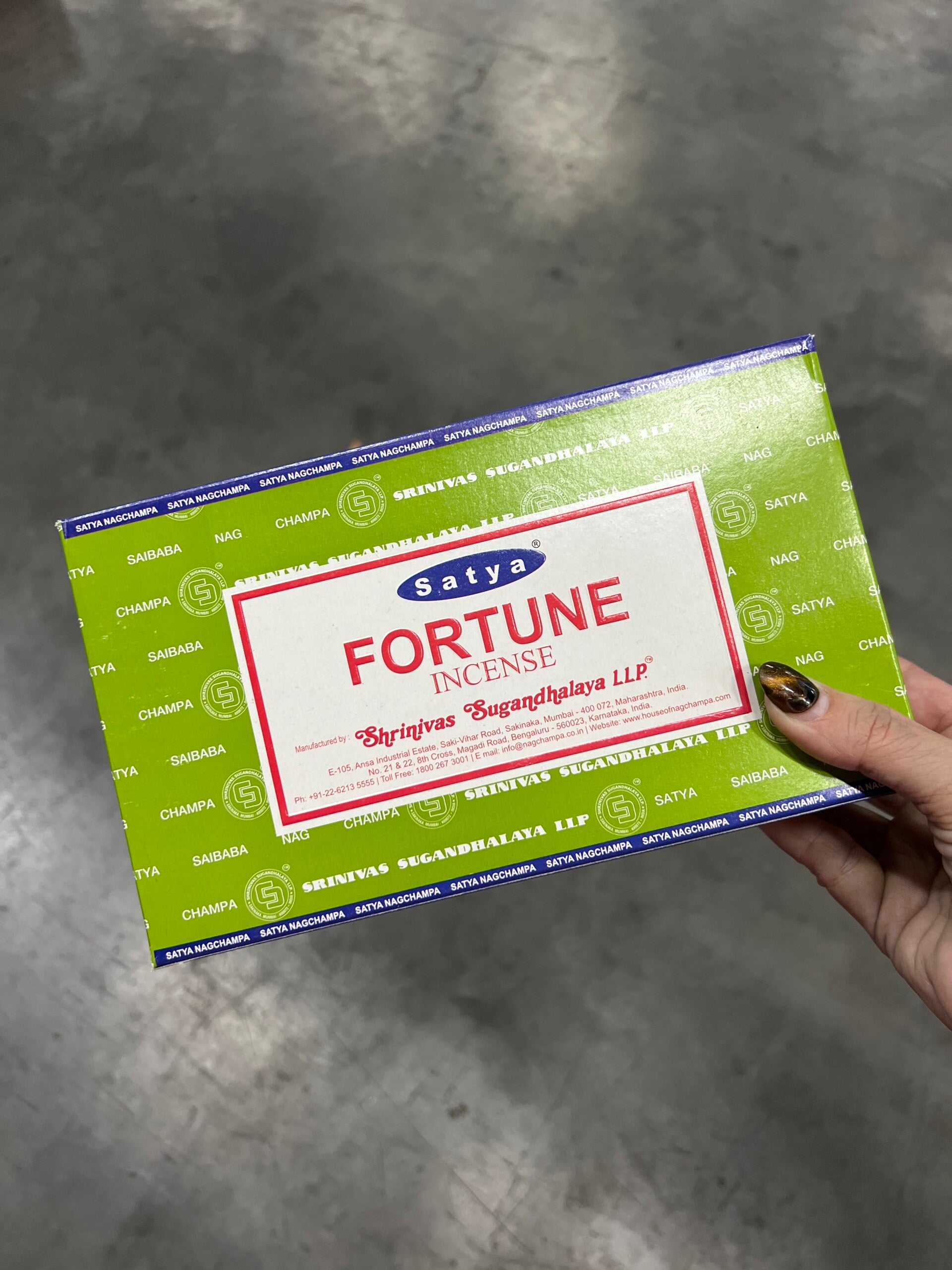 Satya wierook Fortune