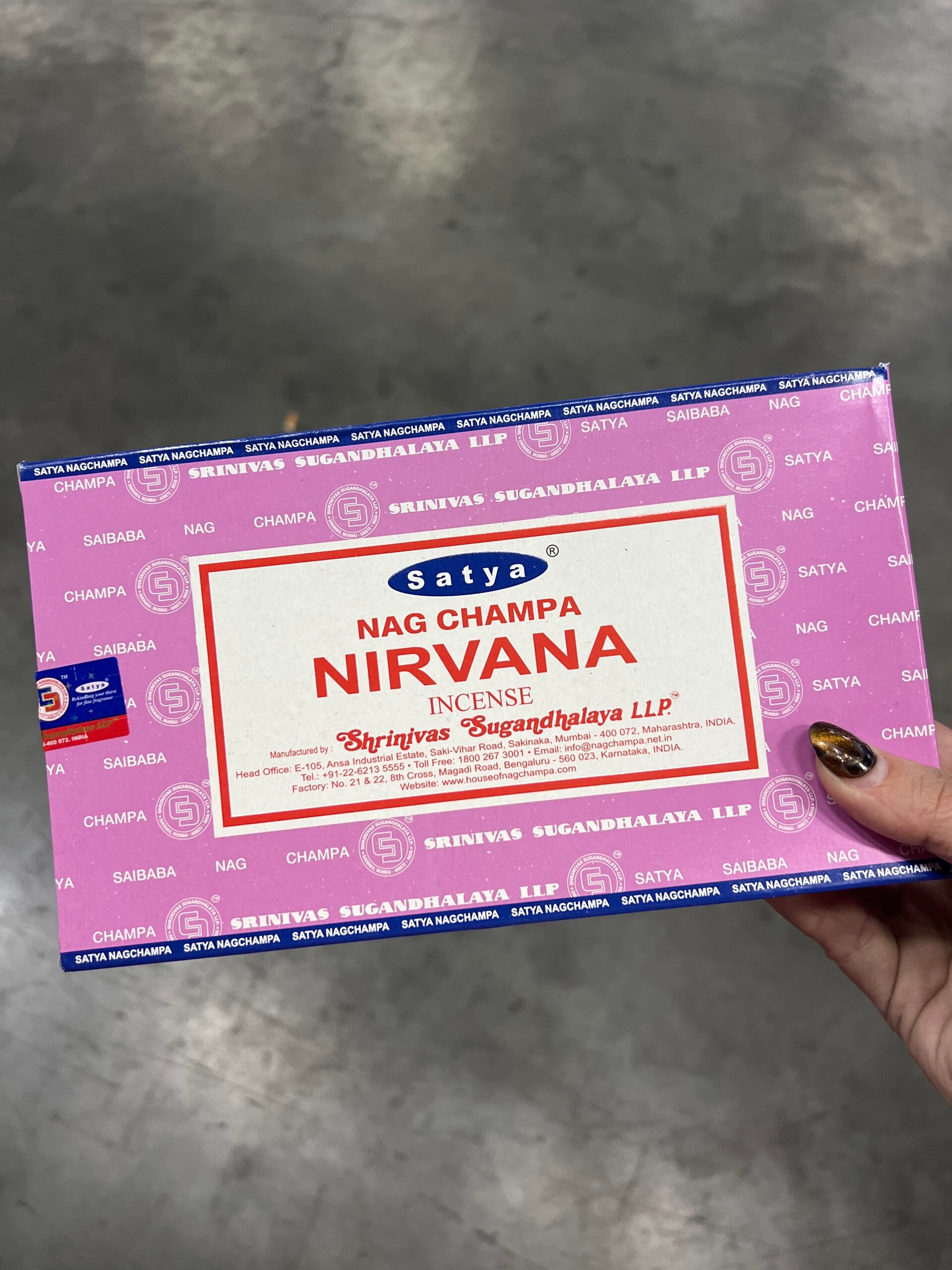 Satya wierook nirvana