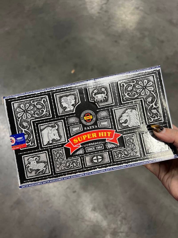 Satya wierook super hit