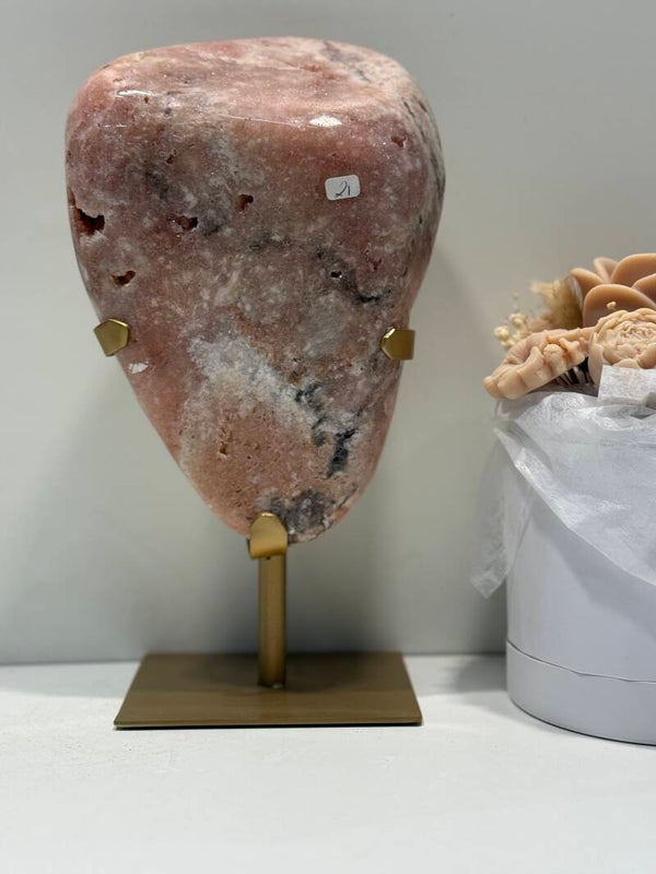 Roze Amethist op Standaard - 2,942 Kilogr.