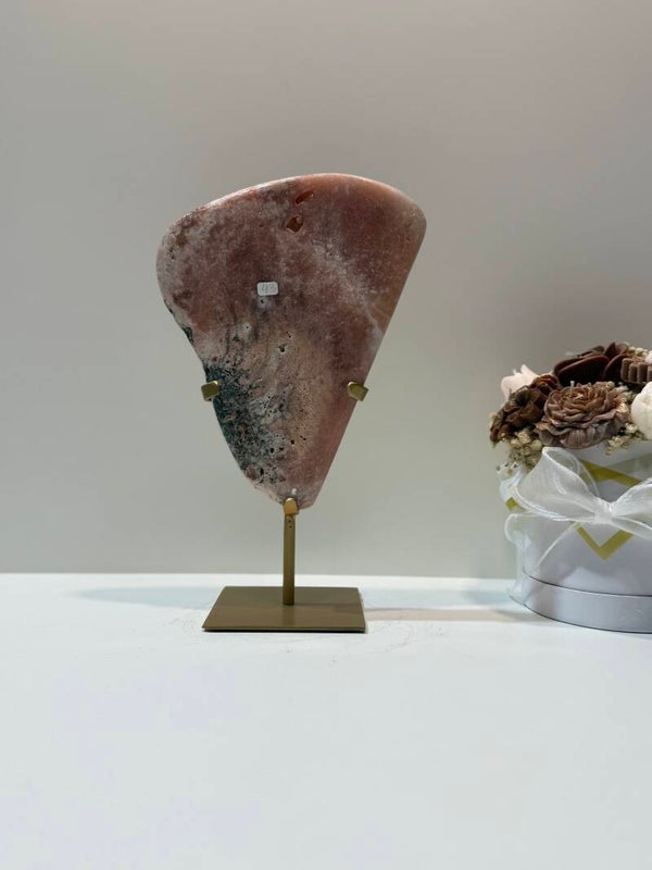 Roze Amethist op Standaard - 1,332 Kilogr.