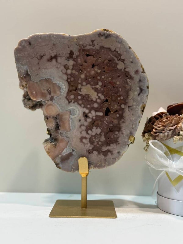 Roze Amethist op Standaard - 4,480 Kilogr.