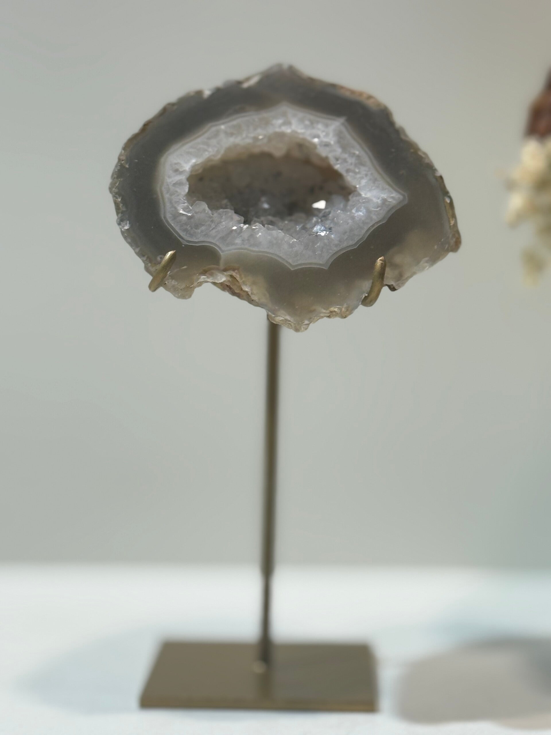 Agaat Geode op Standaard - 0,278 Kilogr.