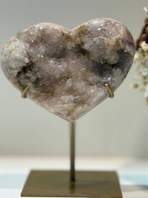 Roze Amethist Hart op Standaard - 0,470 Kilogr.