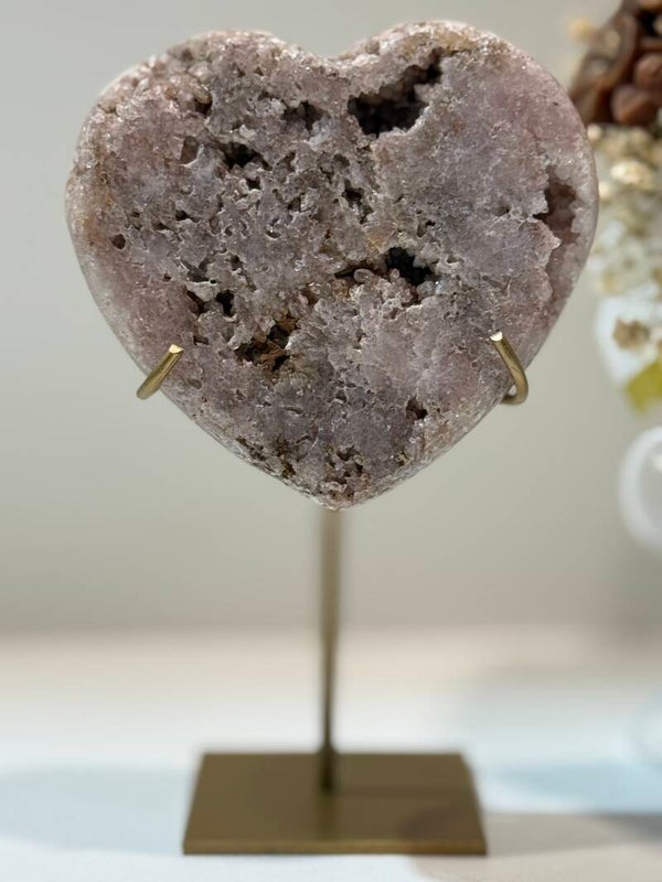 Roze Amethist Hart op Standaard - 0,310 Kilogr.