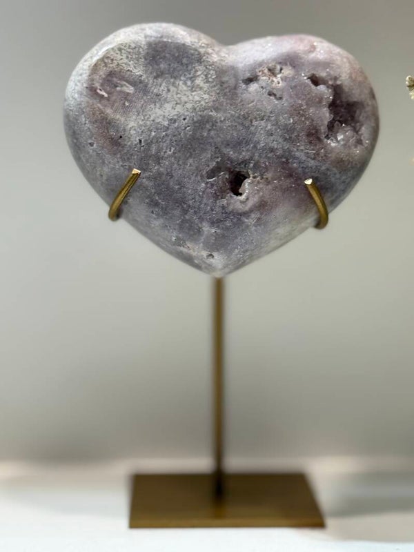 Roze Amethist Hart op Standaard - 0,266 Kilogr.