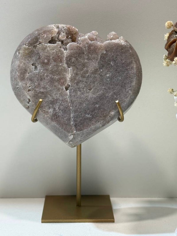 Roze Amethist Hart op Standaard - 0,364 Kilogr.