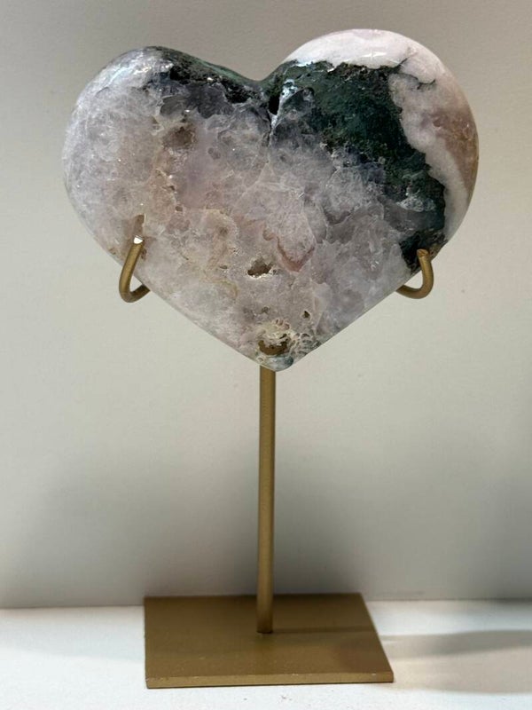 Roze Amethist Hart op Standaard - 0,280 Kilogr.