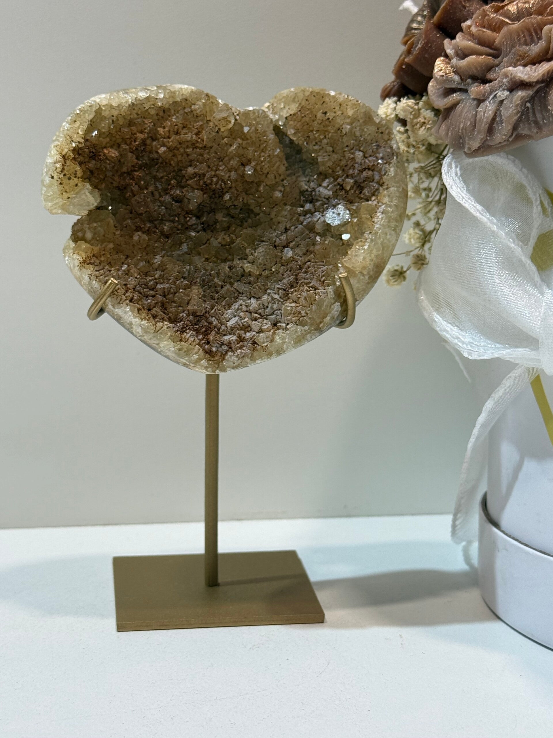 Gebrande Amethist Hart op Standaard - 0,280 Kilogr.