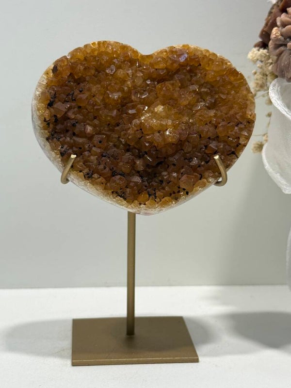 Gebrande Amethist Hart op Standaard - 0,314 Kilogr.