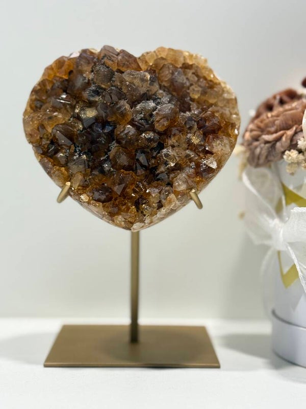 Gebrande Amethist Hart op Standaard - 1,332 Kilogr.