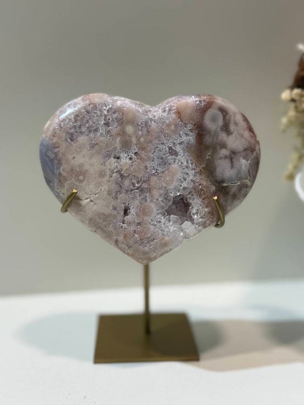 Roze Amethist Hart op Standaard - 0,372 Kilogr.