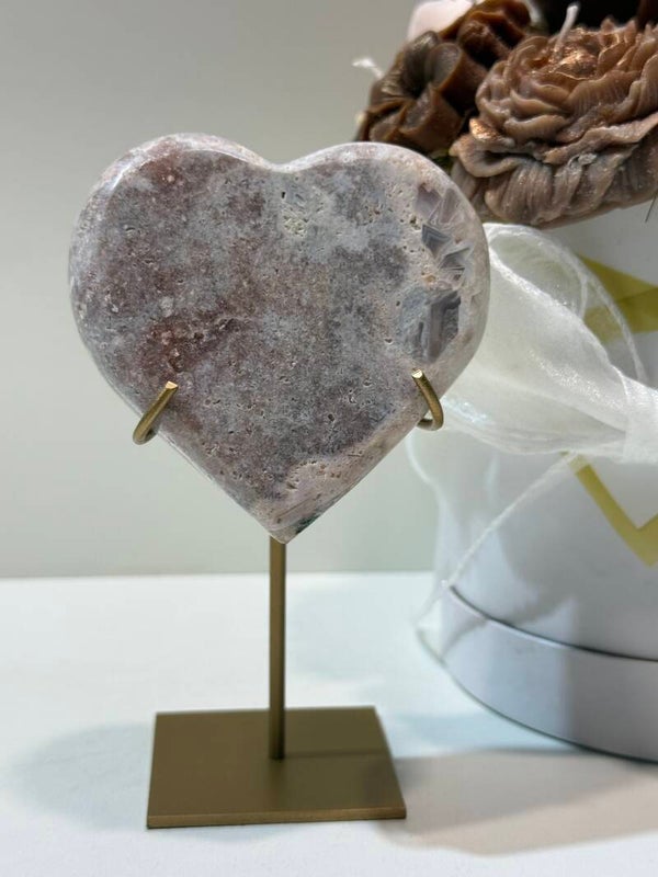 Roze Amethist Hart op Standaard - 0,300 Kilogr.