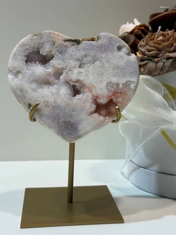 Roze Amethist Hart op Standaard - 0,440 Kilogr.