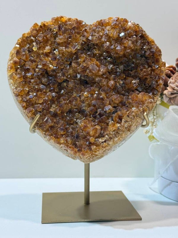 Gebrande Amethist Hart op Standaard - 1,848 Kilogr.