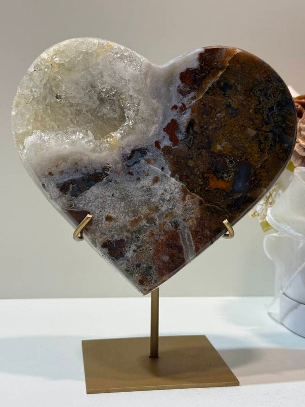 Roze Amethist Hart op Standaard - 1,162 Kilogr.