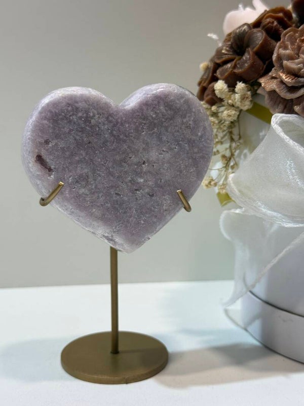Roze Amethist Hart op Standaard - 0,314 Kilogr.