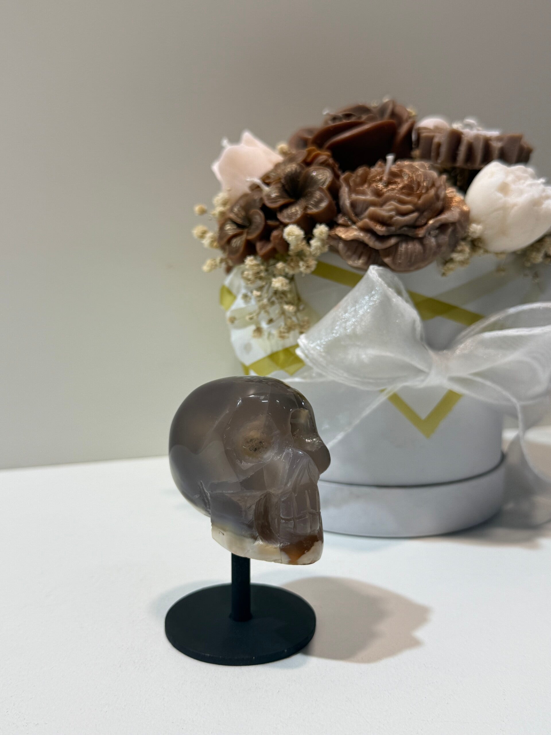 Roze Amethist Skull op Standaard - 0,194 Kilogr.