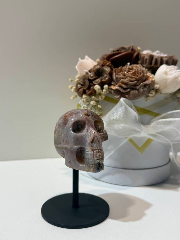 Roze Amethist Skull op Standaard - 0,300 Kilogr.