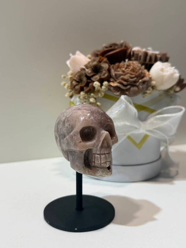 Roze Amethist Skull op Standaard - 0,348 Kilogr.