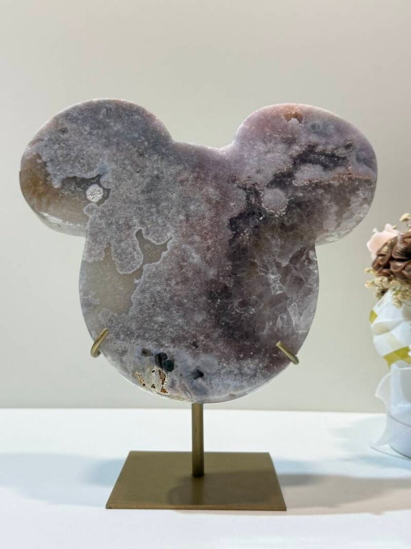 Roze Amethist Mickey op Standaard - 2,242 Kilogr.