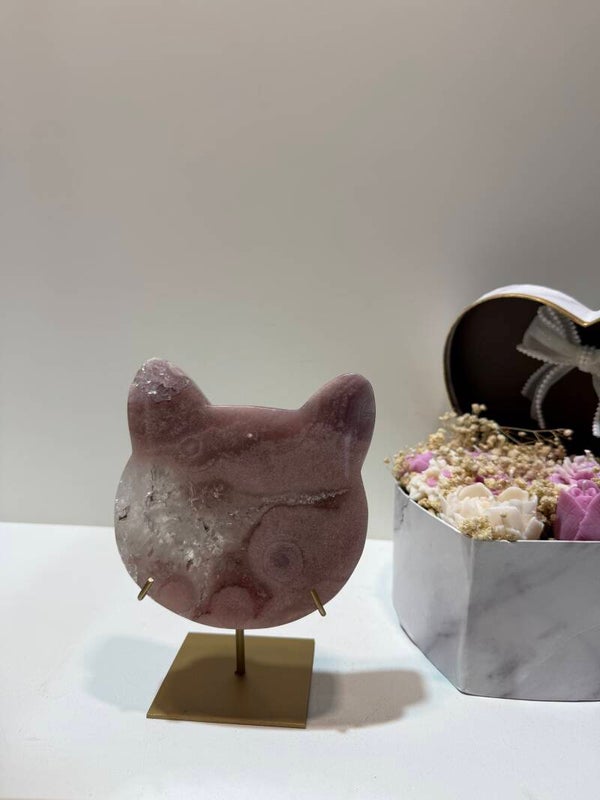 Roze Amethist Kattenhoofd op Standaard - 0,962 Kilogr.