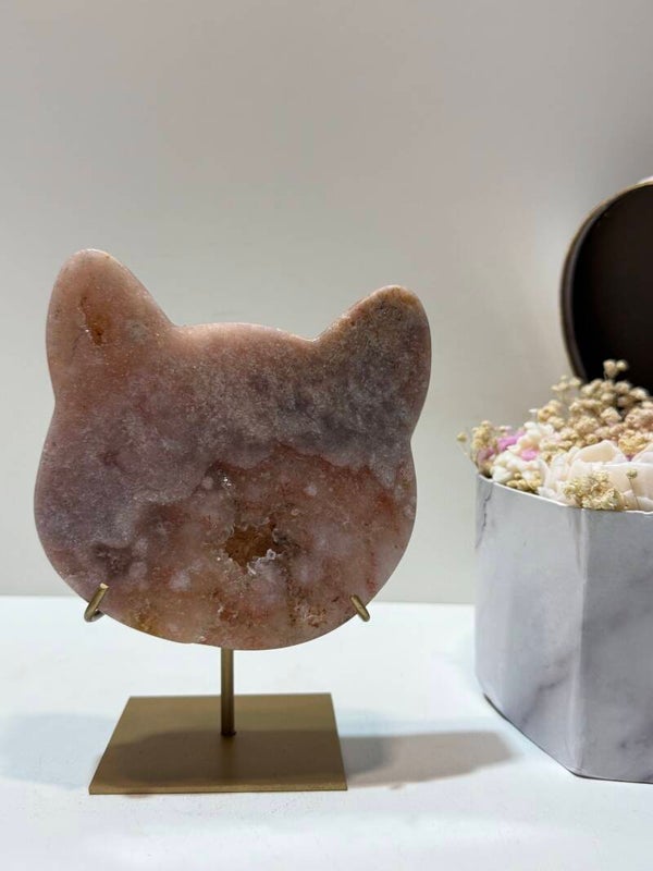 Roze Amethist Kattenhoofd op Standaard - 0,904 Kilogr.