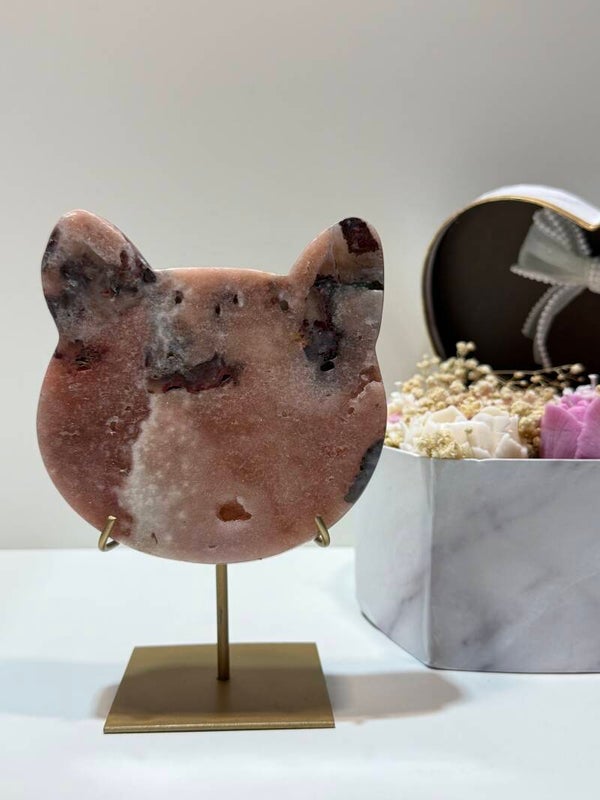 Roze Amethist Kattenhoofd op Standaard - 1,048 Kilogr.
