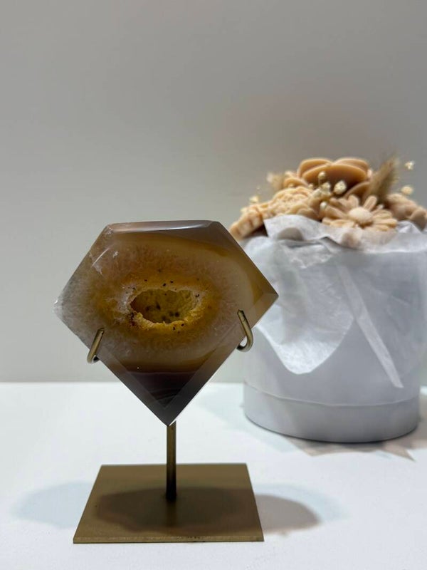 Agaat Diamant op Standaard - 0,482 Kilogr.