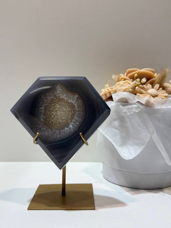Agaat Diamant op Standaard - 0,676 Kilogr.