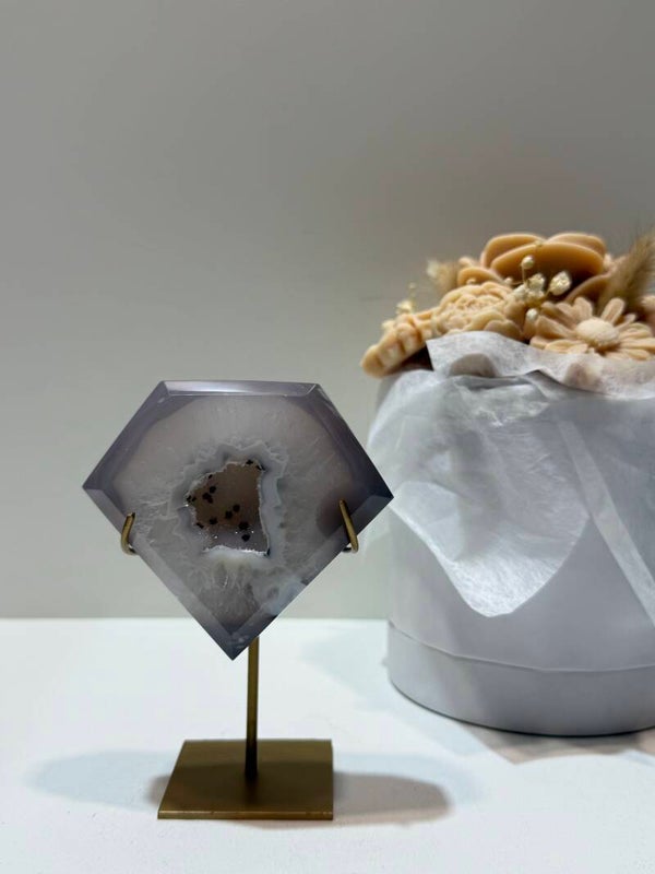 Agaat Diamant op Standaard - 0,318 Kilogr.