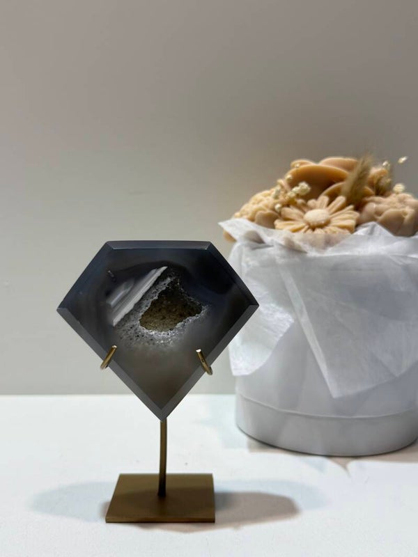 Agaat Diamant op Standaard - 0,286 Kilogr.