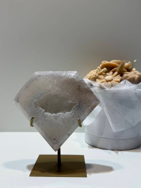 Agaat Diamant op Standaard - 0,652 Kilogr.