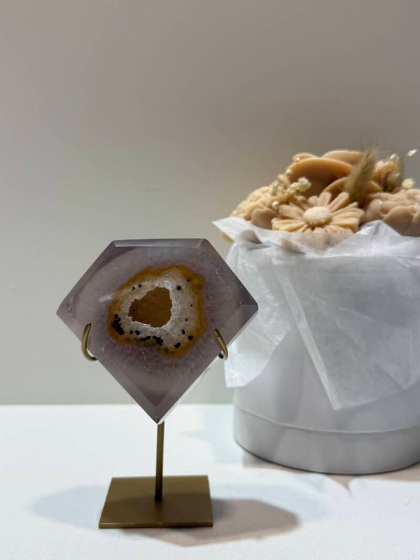 Agaat Diamant op Standaard - 0,306 Kilogr.