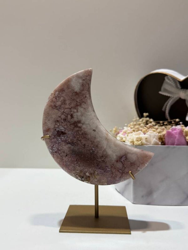Roze Amethist Maan op Standaard - 0,660 Kilogr.