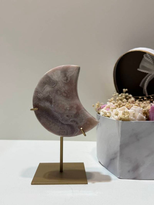 Roze Amethist Maan op Standaard - 0,570 Kilogr.