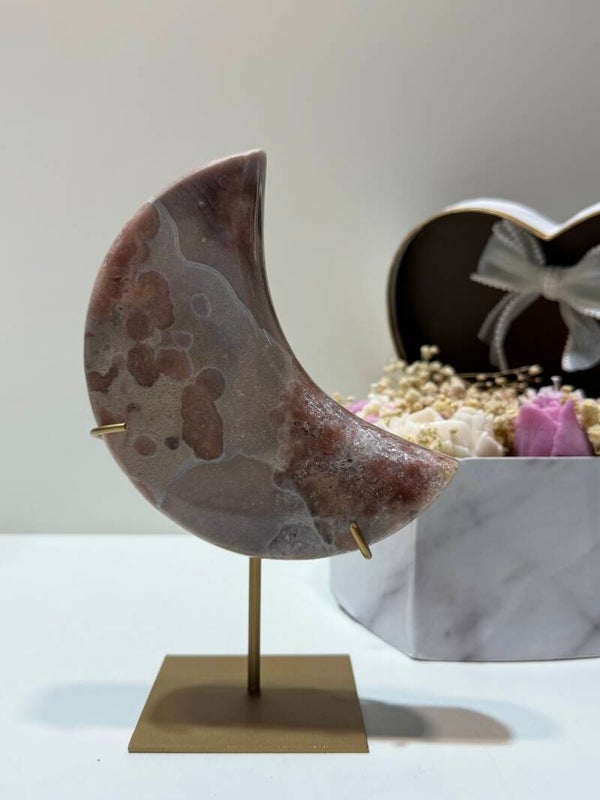 Roze Amethist Maan op Standaard - 0,824 Kilogr.