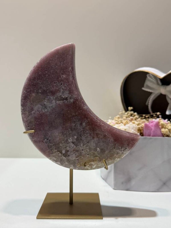 Roze Amethist Maan op Standaard - 1,160 Kilogr.