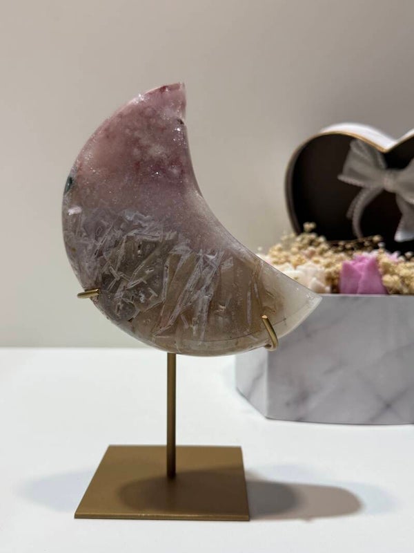 Roze Amethist Maan op Standaard - 0,704 Kilogr.