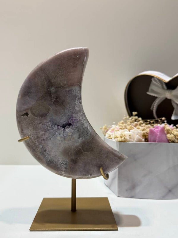 Roze Amethist Maan op Standaard - 1,256 Kilogr.