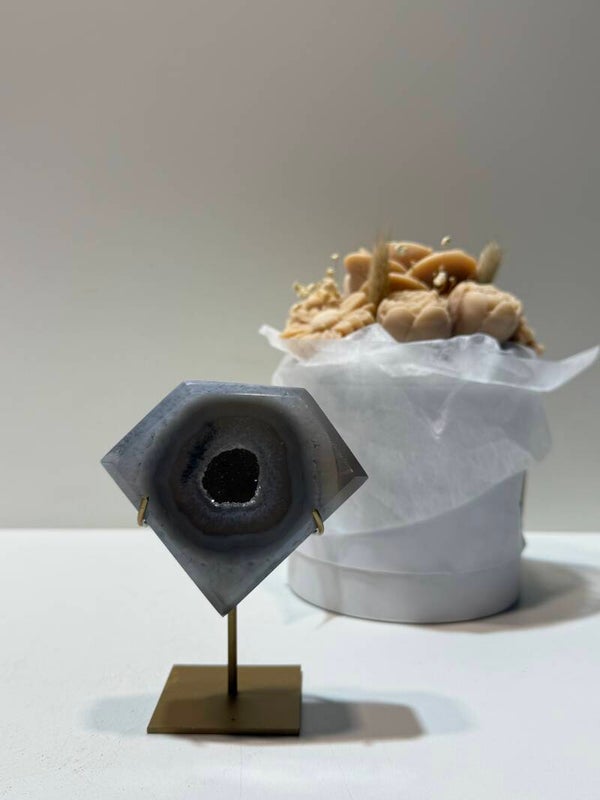 Agaat Diamant op Standaard - 0,304 Kilogr.