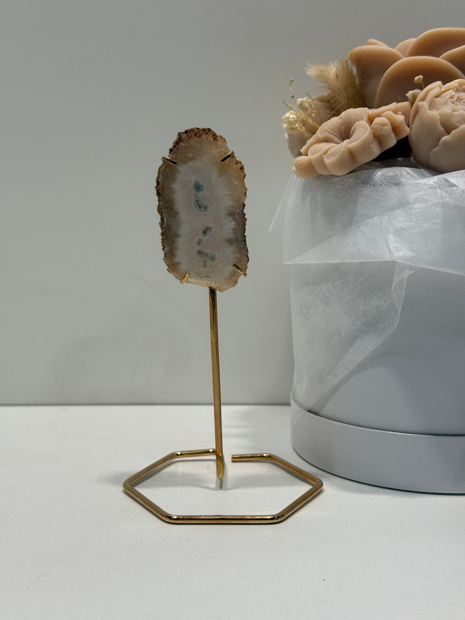 Stalactiet op 24k Goud Vergulde Standaard - 0,050 Kilogr.