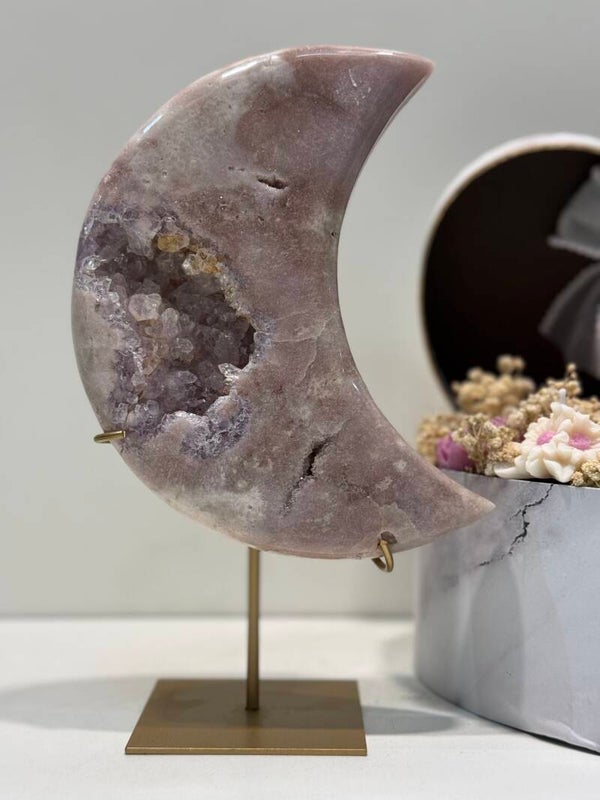 Roze Amethist Maan op Standaard - 1,094 Kilogr.