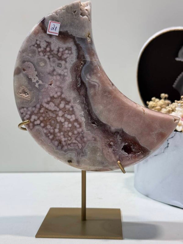 Roze Amethist Maan op Standaard - 1,224 Kilogr.