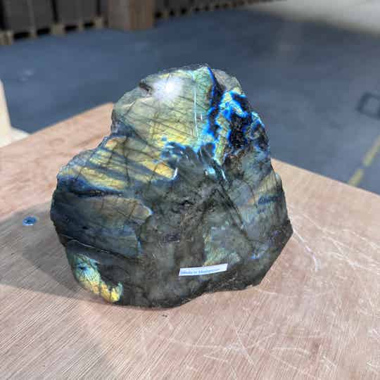 Ruwe labradoriet WS144