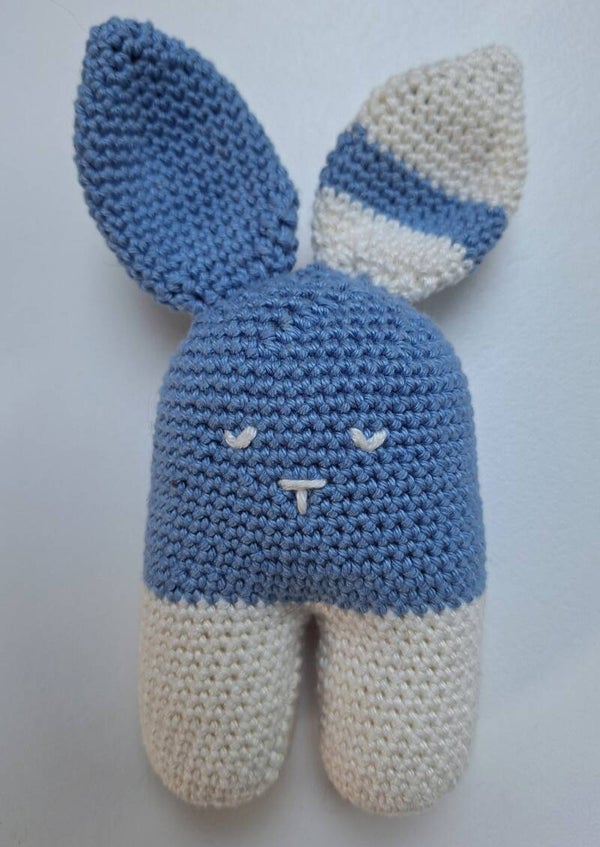 Gehaakt konijntje jeansblauw