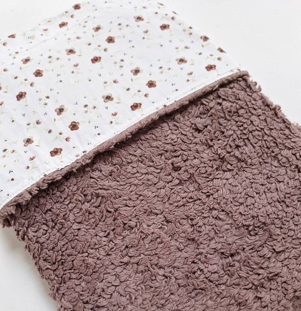 Wiegdeken borg choco/bloemetjes