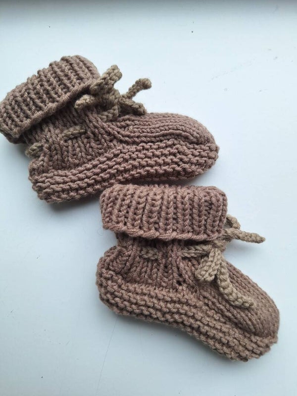 Babyslofjes donker beige